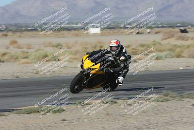 media/Sep-20-2025-Race Pace (Sat) [[d4e1b33f4d]]/Non Verified/Turn 4 Inside (8am)/